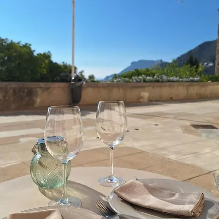 Le Petit Olivier * Roquebrune-Cap-Martin